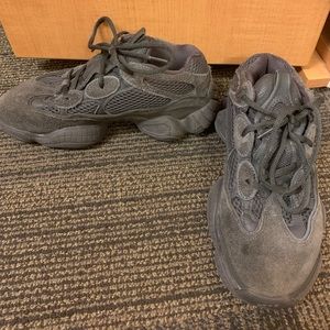 Yeezy Boost 500 adidas sneakers barely worn